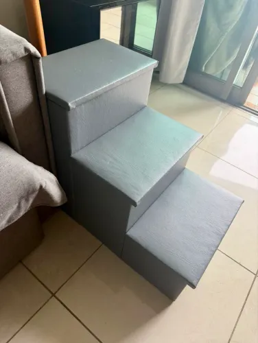 Escada pet