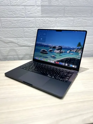 Macbook PRO M3 PRO 14" 18Gbs RAM 512Gbs SSD