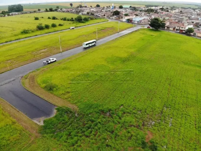 Areá urbana em Ibaté para loteamento