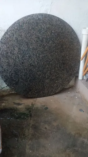 Vender uma mesa de granito redondo