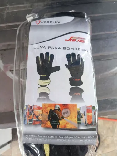 Par de luvas de combate a incêndio