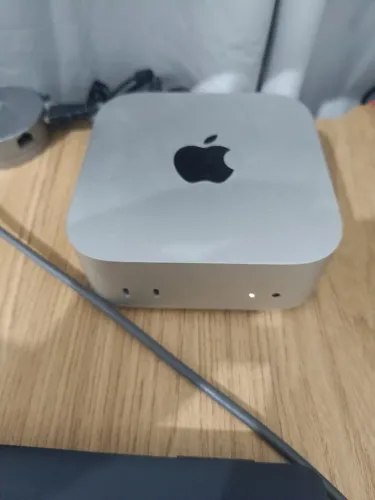 Mac Mini M4 SSD 256, 16 GB de ram