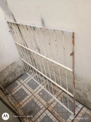 Vendo grade de janela