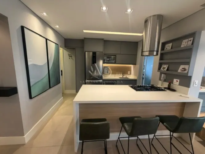 Apartamento de alto padrão com 3 quartos e 3 suítes em Alphaville Empresarial, Barueri-SP: