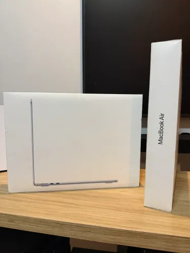 Macbook Air M5 512GB LACRADO 1 Ano de Garantia Apple