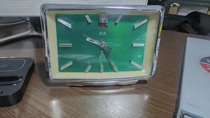 Item pra colecionador - Relogio Despertador