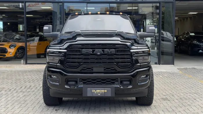 Ram 3500 Laram.6.7 Night Ed.tb CD 4X4 Die. 2025