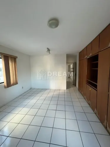 Imóvel para venda possui 132 metros quadrados com 3 quartos em Graças - Recife - PE