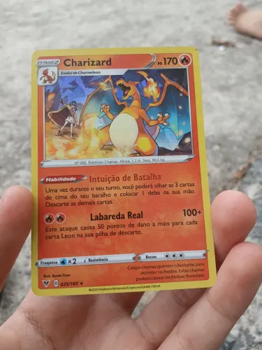 Carta pokemon: Charizard