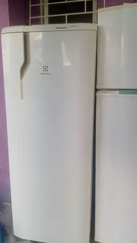 Geladeira frost free 