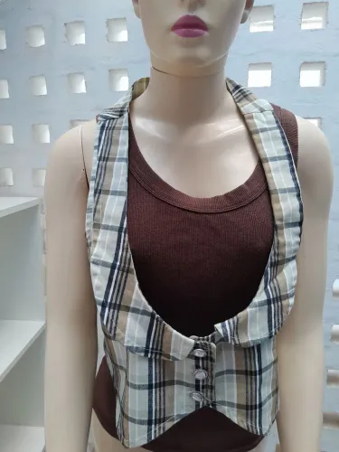 Colete xadrez junino.