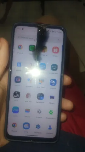 Celular quebrado