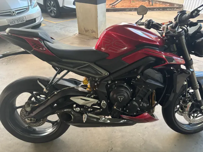 Triumph Street Triple RS 23/24