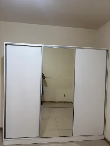 Guarda roupa
