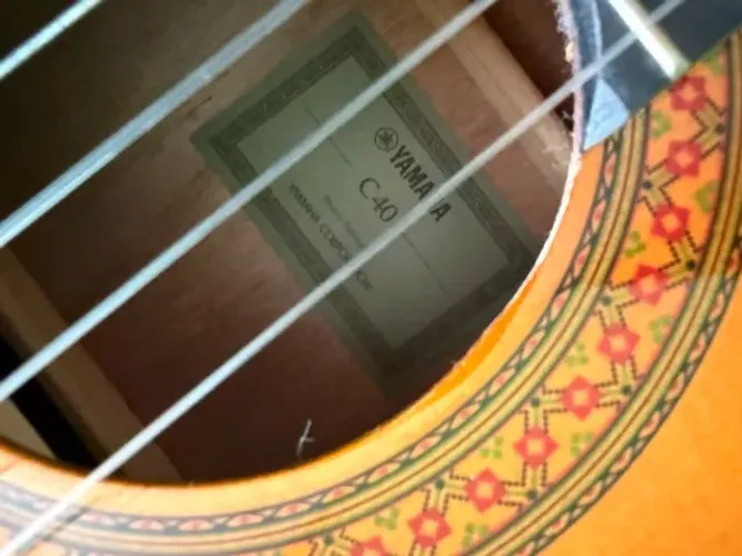 Violão clássico Yamaha C40