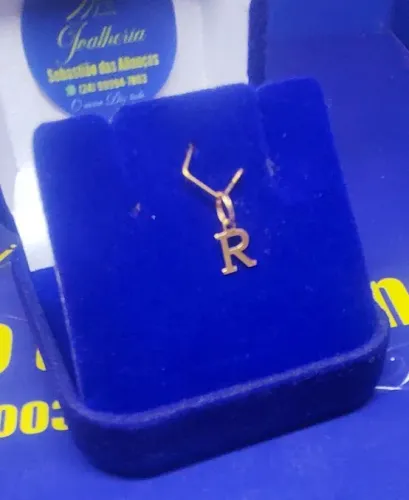 Pingente Letras Ouro 18 Kilates Gramas 0.10 Cm 7 mm