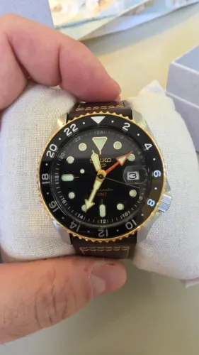 Relógio Seiko 5 Sports SKX GMT