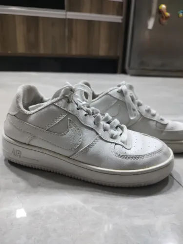 VENDO TENIS NIKE AIR FORCE BRANCO!!