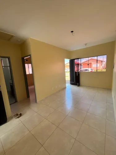 Aluga-se casa no condomínio Lagoa Azul Topázio