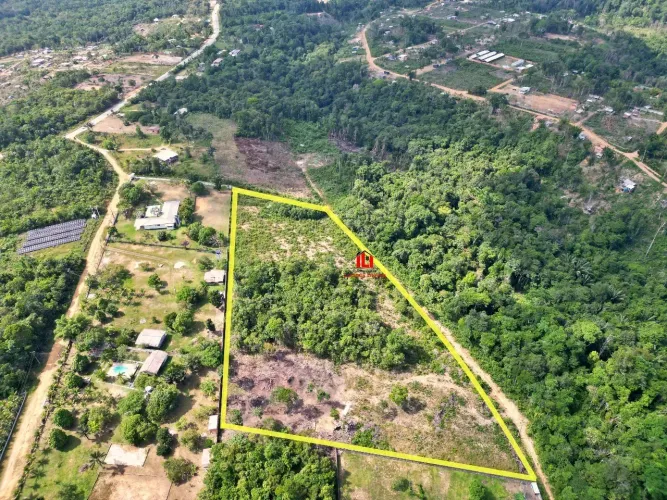 Terreno com 6.000m² na Avenida Cláudio Mesquita, Tarumã-Açu