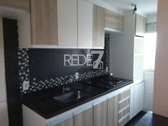 Cobertura à venda no Condomínio Topázio Ville: 3 quartos, 1 suíte, 1 sala, 3 banheiros, 1