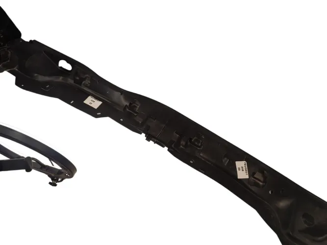 Churrasqueira Peugeot 208 Active 1.6 16v Flex 22/24 Preto
