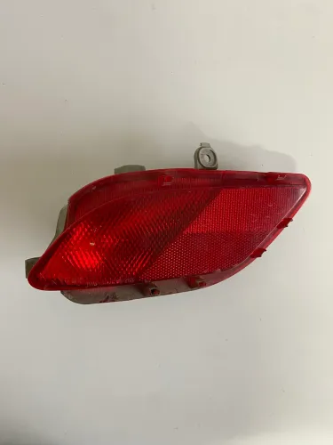 Lanterna luz neblina parachoque toyota Yaris hatch 2018- 2021 
