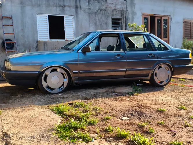 Volkswagen Santana Glsi / GLS 1.8/ 2.0 (álcool) 1992