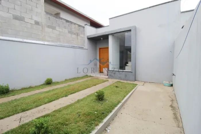 Casa mobiliada com 2 dormitórios e 1 vaga para auto