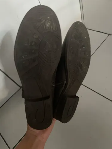Bota marrom
