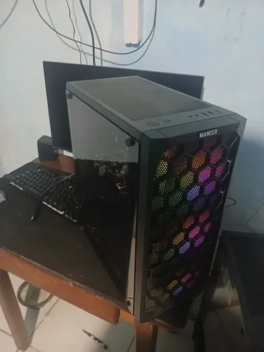KIT PC GAMER INTEL I5, RX 550 + MONITOR 21,5" + TECLADO + MOUSE + Roteador/repetidor