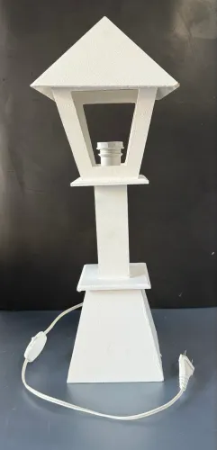Luminária abajur provençal de mesa branco