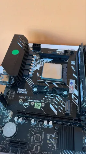 Kit upgrade Ryzen 7 1700x + B450 + 2x4gb ram