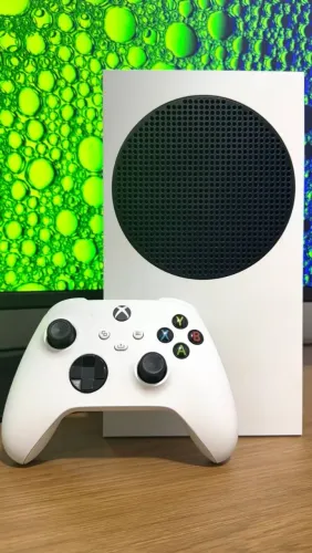 Xbox Series S 512GB + 10 Jogos + Controle Original + Caixa