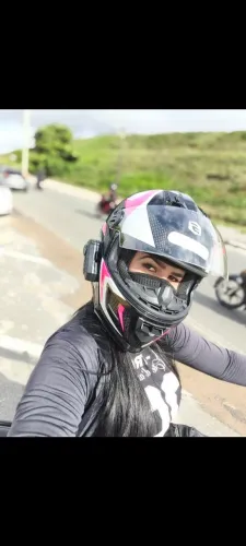 Capacete feminino