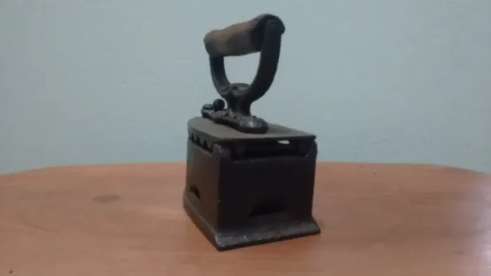 Ferro a Brasa Antiguidade