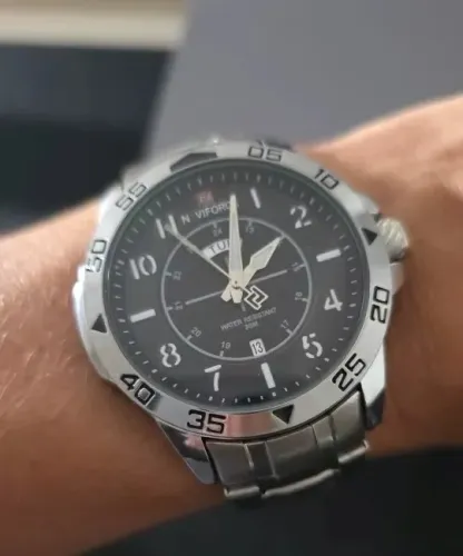 ESTILO EXECUTIVO: NAVIFORCE STEEL BLACK (ESTOQUE LOCAL)