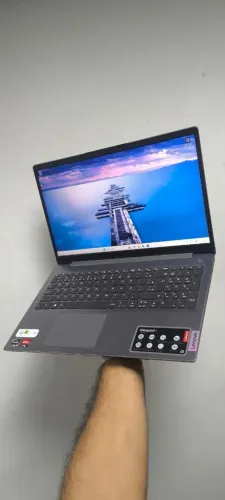 Notebook Lenovo, processador amd Raizen 5 5500, memória ram de 8 gb,SSD nvme 256 gb