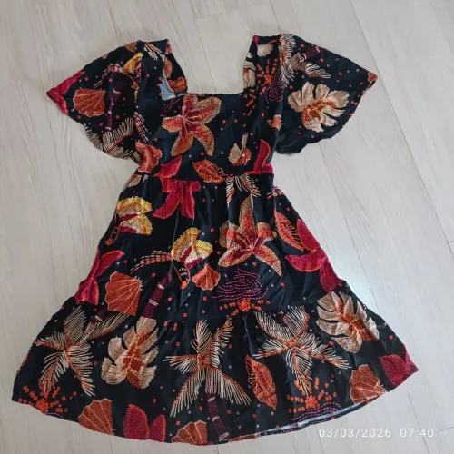 Vestido preto com estampa