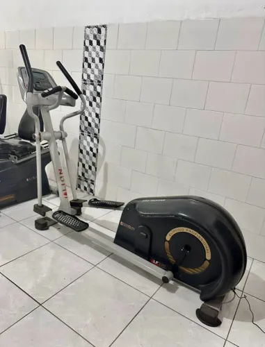 ELÍPTICO PROFISSIONAL LION LF 250