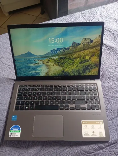 Vendo notebook Asus novinho três meses de uso apenas