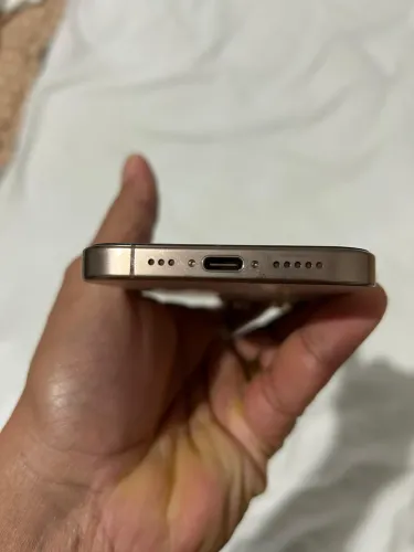 iPhone 16 pro, nenhuma marca! Aceito cartão. 90% saúde da bateria