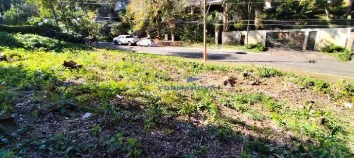 erreno à venda em Condomínio de ALTO PADRÃO na Granja Viana - SP