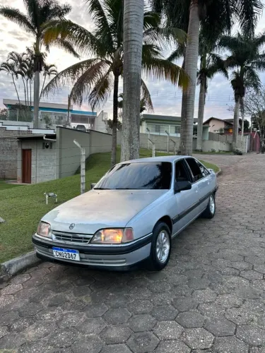 Chevrolet Omega GLS 2.2 / 2.0 1998
