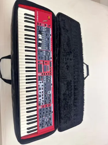 Nord stage 4 compact 73