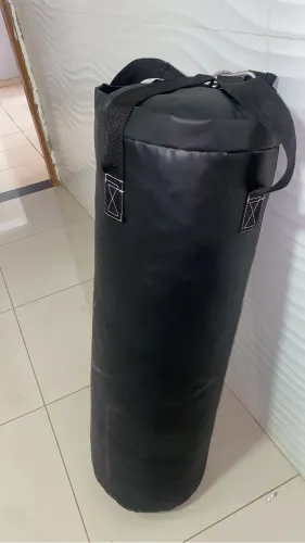 Saco de Pancada 20kg OUTSHOCK em perfeito estado