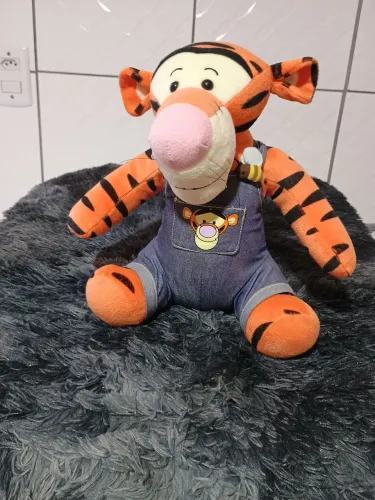Boneco de pelúcia tigrão 40 cm original