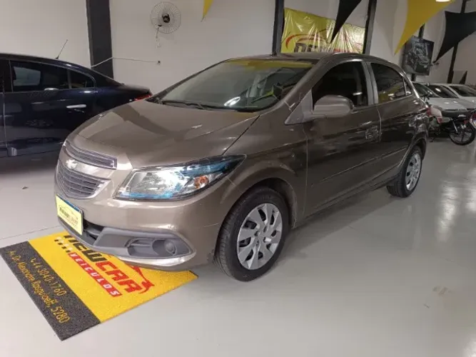 Chevrolet Onix Hatch LT 1.4 8V Flex Power Mec. 4P 2014