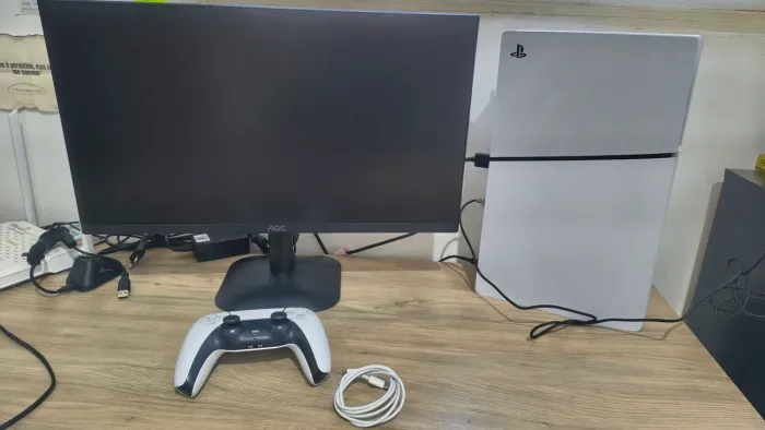 Ps5 Slim 1tb + Monitor AOC 21,5"
