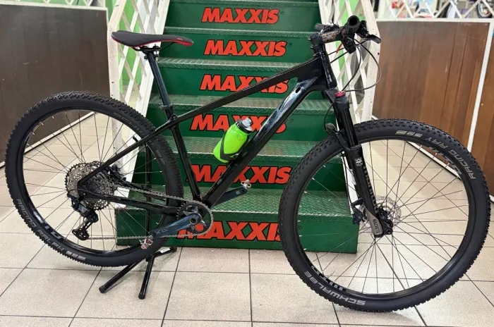 MTB Absolute Carbon 17